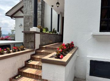 Casa de 4 habitaciones, Quito · Venta Casa en Colinas del Pichincha