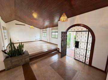 Casa de 4 habitaciones, Guayaquil · Vendo Casa en Los Parques