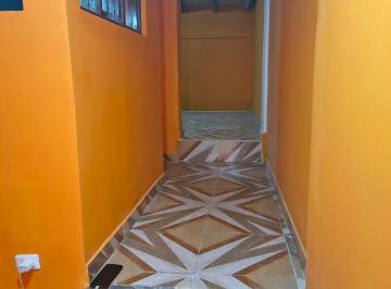 Casa de 5 habitaciones, Quito · Oportunidad de Inversión en Pinar Alto – Casa de 3 Pisos con Varios Espacios Habitacionales