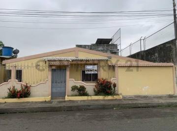 Casa · 106m² · 3 Habitaciones · Venta de Casa en Conjunto Habitacional Centro Vial en Duran
