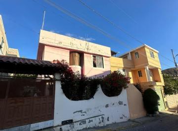 Casa · 100m² · 3 Habitaciones · De Oportunidad Casa en Venta Guayllabamba, con Arboles Frutales