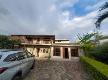 Casa de 5 habitaciones, Santa Isabel · Amplia Propiedad en Venta – Lentag, Yunguilla