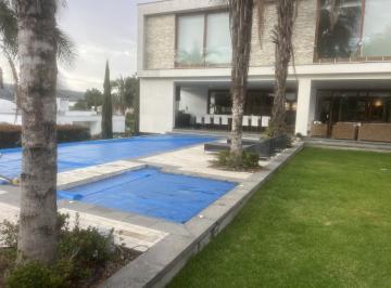 piscina · Cumbaya en Urbanización Exclusiva Sector Santa Ines