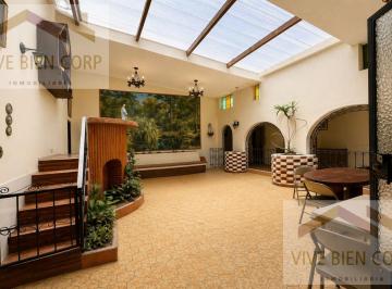 Casa · 500m² · 8 Habitaciones · 4 Estacionamientos · Casa de Una Planta en Arriendo, con Capilla, Ideal Para Guarderia, Restaurante Sector Pifo
