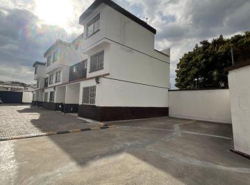 Casa de 3 habitaciones, Quito · Casa de 3 Dorm. en Conjunto - Sangolquí