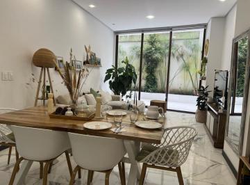 Departamento de 3 habitaciones, Quito · Departamento en Venta con Terraza y Patio - Jardines del Batan