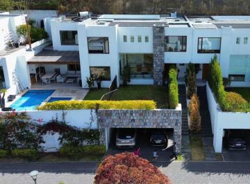 Casa de 3 habitaciones, Quito · Renta de Casa Amueblada en Nayon - Cumbaya