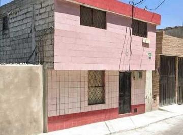 Casa de 11 habitaciones, Quito · Casa Rentera 8 Minidepartamentos / Monjas Alto / $85.000 Negociable - Derecho y Acciones