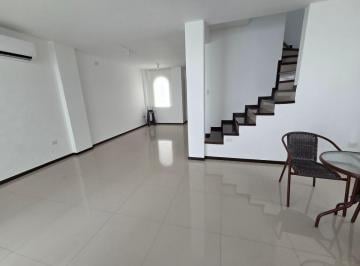 Casa de 3 habitaciones, Guayaquil · Semi Amoblada Casa Nueva de 3 Dorm. con Electrodomésticos