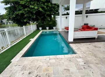 Casa de 4 habitaciones, Guayaquil · Plaza Lagos Villa 887 T Const 651 Master Abajo 4 Dorm. Al Canal