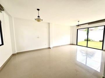 Casa de 4 habitaciones, Guayaquil · Alquilo Casa en Ciudad Celeste