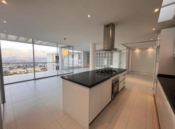 Departamento · 160m² · 3 Habitaciones · 2 Estacionamientos · Departamento Sector Site Center Renta