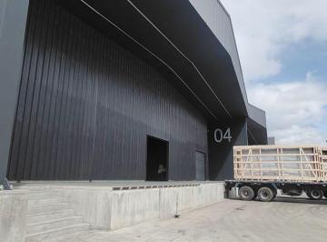 Bodega-Galpón , Quito · Bodega Industrial y Logística 2500 m² en Renta – Pifo / Chaupimolino