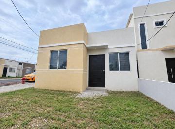 Casa de 3 habitaciones, Guayaquil · Casa de Estreno en Venta – Rosedal 2