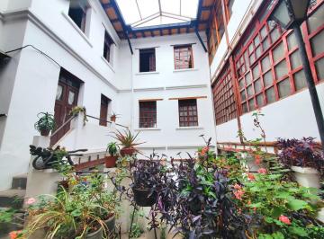 Casa · 800m² · 15 Habitaciones · 4 Estacionamientos · Casa Patrimonial Sector San Marcos Centro Historico