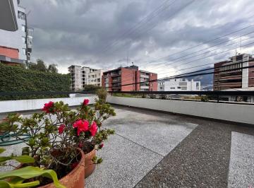 Departamento de 2 habitaciones, Quito · Departamento con Terraza en La Coruña