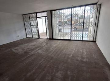 Local comercial , Quito · Tenta Amplio Local en 2 Pisos