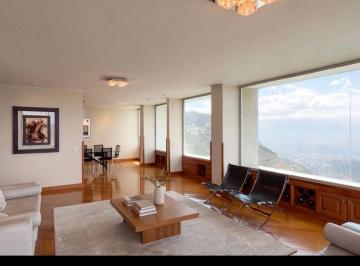 Departamento de 3 habitaciones, Quito · Departamento de 285 m² con 3 Habitaciones Más Estudio en González Suárez