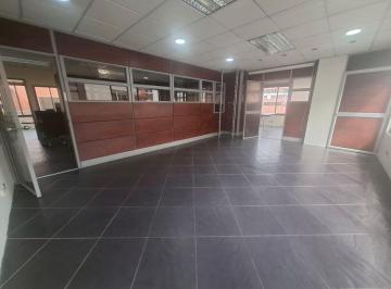 Oficina comercial , Quito · Rento Oficina Semiamoblada - Sector República del Salvador