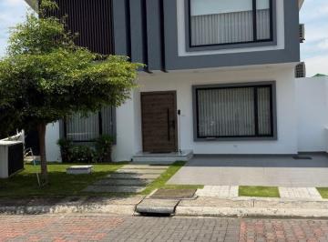 Casa de 4 habitaciones, Guayaquil · Hermosa Casa en Ciudad Celeste Etapa Brisa - Lista Para Mudarte