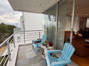 Departamento de 3 habitaciones, Quito · Venta Departamento Duplex 185 m. 3 Dorm. Vista Grande