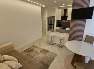 Suite de 1 habitación, Quito · Suite en Alquiler Semi Amoblado, Sector Gonzalez Suarez, 52 m, Gonnessiat con Parqueadero.