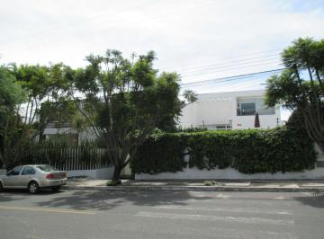 Departamento de 3 habitaciones, Quito · Urbanizacion El Condado Primera Etapa a Una Cuadra del Club, Prioriza Seguridad Departamento Duplex