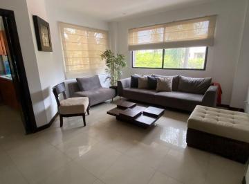 Departamento de 3 habitaciones, Guayaquil · Cómodo Departamento en Alquiler Full Amoblado