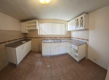 Suite de 1 habitación, Quito · Hm Sa/ Sector Kennedy, Hermosa Suite en Venta de 43 M&sup2;,en 48.000 Usd.