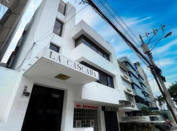 Oficina comercial · 162m² · Se Alquila Oficina Comercial Kennedy Norte. Edif La Cascada, Anaa