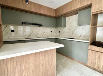 Casa de 3 habitaciones, Cuenca · ¡Tu Nuevo Hogar Te Espera en Ricaurte!