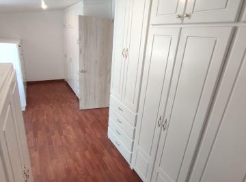 Casa de 4 habitaciones, Quito · Casa de Venta Urbanización Jardines de Carcelén