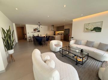 Departamento · 129m² · 2 Habitaciones · 2 Estacionamientos · Departamento con Jardín de Venta en Cumbaya