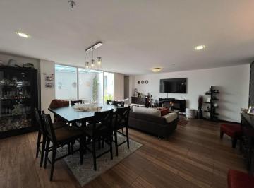 Departamento · 183m² · 3 Habitaciones · 4 Estacionamientos · Departamento en Venta en Ponceano – 3 Dorm. con Baño, 4 Parqueaderos, 2 Bodegas y 3 Patios