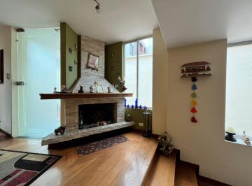Casa de 4 habitaciones, Quito · Hermosa Casa Independiente en Granda Centeno