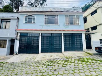 Casa de 3 habitaciones, Quito · Casa Independiente con 3 Dorm. en Venta en La Argelia