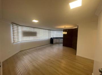 Departamento de 2 habitaciones, Quito · Vendo Dto Remodelado Sector La Carolina