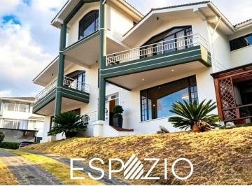 Casa de 4 habitaciones, Quito · Casa de Lujo en Venta Cumbaya Sector San Juan Alto