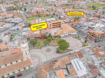Casa · 520m² · 4 Habitaciones · 3 Estacionamientos · En Venta Propiedad Comercial Sector Ricaurte