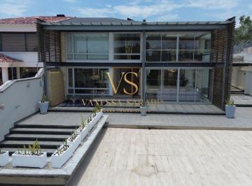 Casa de 4 habitaciones, Quito · Casa de Lujo de Venta Urb. Campo Alegre Monteseirín, Norte de Quito