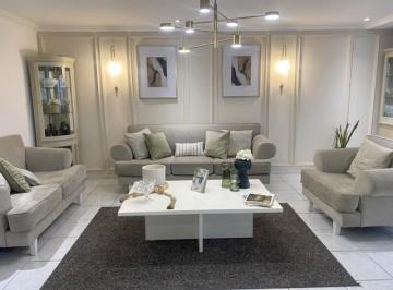 Departamento · 223m² · 4 Habitaciones · 2 Estacionamientos · Departamento en Venta Dúplex Edif. Alameda 1 Cerca Al Centro de Cuenca Ec.
