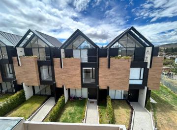 Casa · 140m² · 3 Habitaciones · 2 Estacionamientos · Casa por Estrenar Conjunto Altos del Prado - Tumbaco
