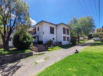 Terreno / Lote en Venta  Las Casas · Terreno con 3 Casas Sector Las Casas, H. Metropolitano