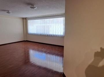 Departamento de 3 habitaciones, Quito · Vendo Departamento de 135 m² Remodeladoen Av Eloy Alfaro, Centro Norte