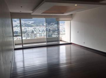 Departamento de 3 habitaciones, Quito · Vendo Bellisimo en Bellavista, Departamento de 350 m² Habitables.