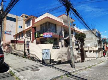 Casa de 8 habitaciones, Quito · Casa Rentera Esquinera en Chimbacalle - Usd 177. 500 Negociables