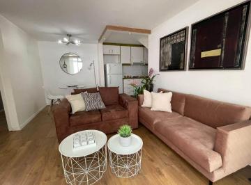 Suite de 1 habitación, Quito · Rento Suite Amoblada Dentro de La Urbanización El Condado. Pb.