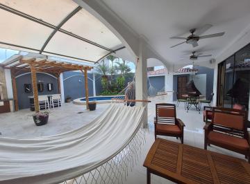 patio social casa · Se Vende Casa 4 Dormit en Pb Incluye 2 Dptos en Pa Para Renta Inmediata en Costa de Oro, Salinas