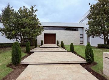 Casa de 5 habitaciones, Quito · Casa de Lujo en Venta, Puembo - Urb. Los Arrayanes