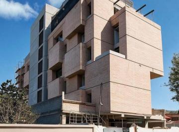 Departamento · 132m² · 2 Habitaciones · 2 Estacionamientos · En Venta Departamento de 3 Dorm. con Terraza Sector Paucarbamba